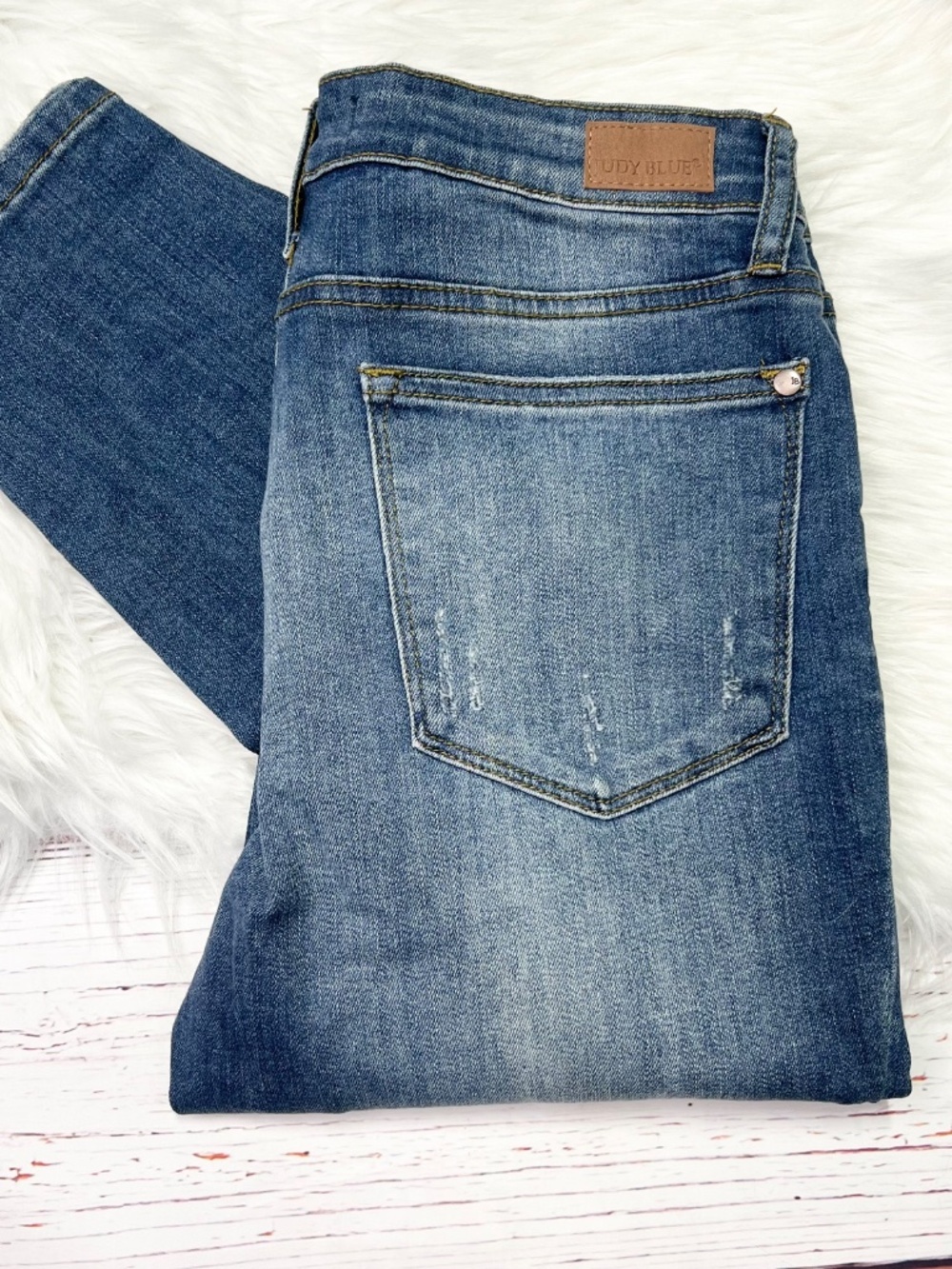 👖|•JUDY BLUE•| Relaxed Fit Jeans Size 30👖 - Picture 3 of 7